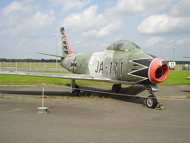 800px-Airforce_Museum_Berlin-Gatow_43.jpg