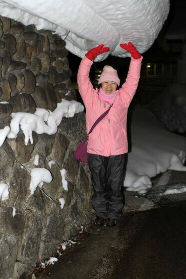 雪積很厚