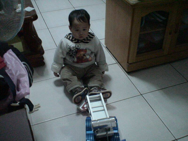 峽道駕駛注意安全