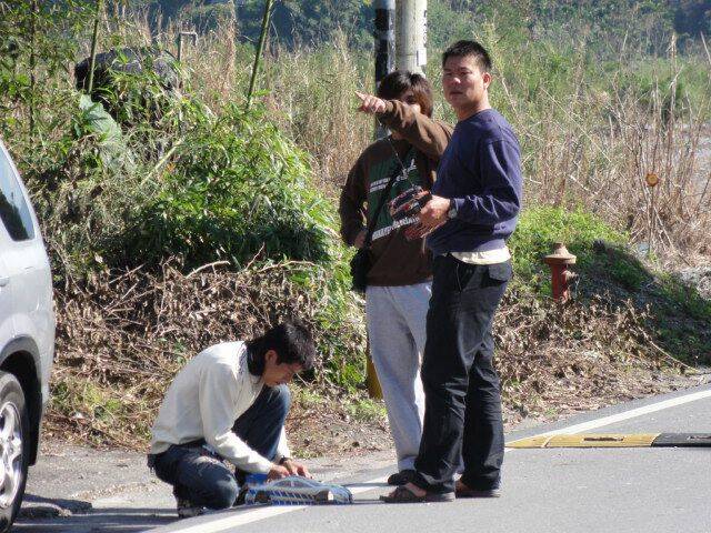 馬路邊''''就搞起來啦