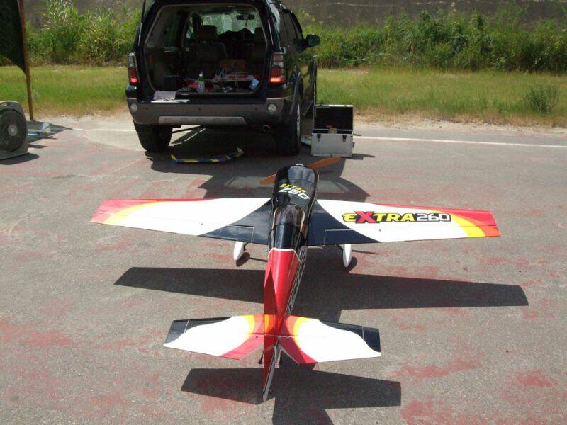 EXTRA260 036.jpg