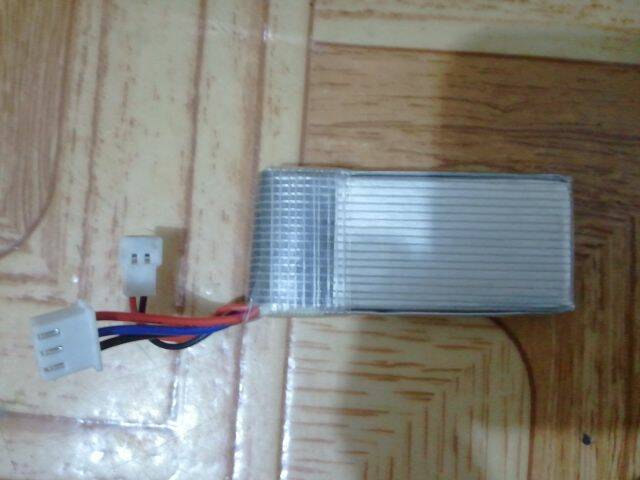 7.4V鋰聚電池 可直接用一般充電器無須轉接頭