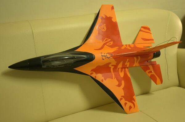 F-16(2).jpg