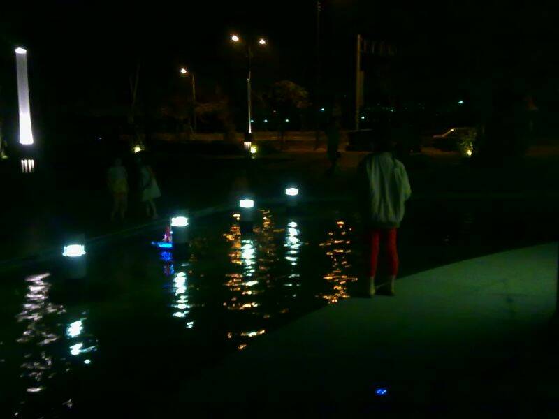 201103121667.jpg