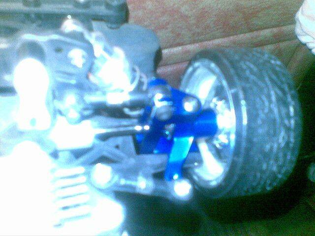 33-2.後輪完全升級鋁合金(左後)