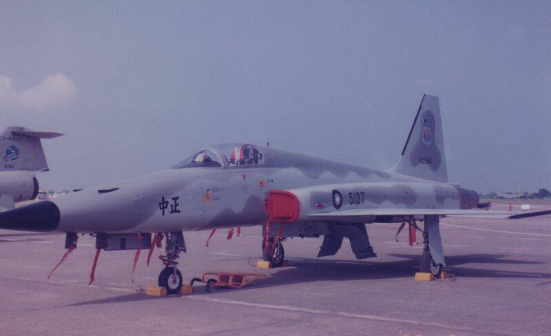 F-5E.jpg