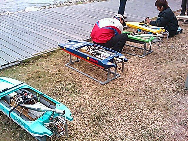 047.jpg