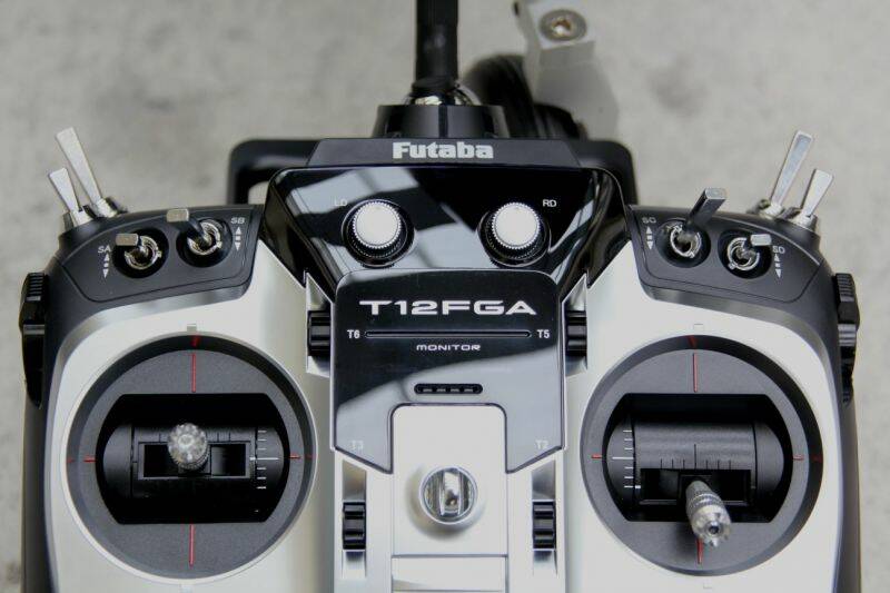FUTABA 12FGA.JPG