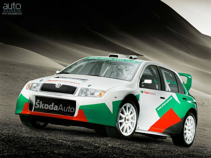 skoda_fabia_wrc_2003_01_m.jpg