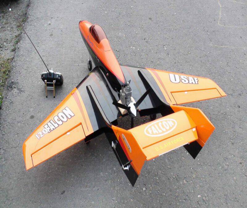 首航試飛成功
