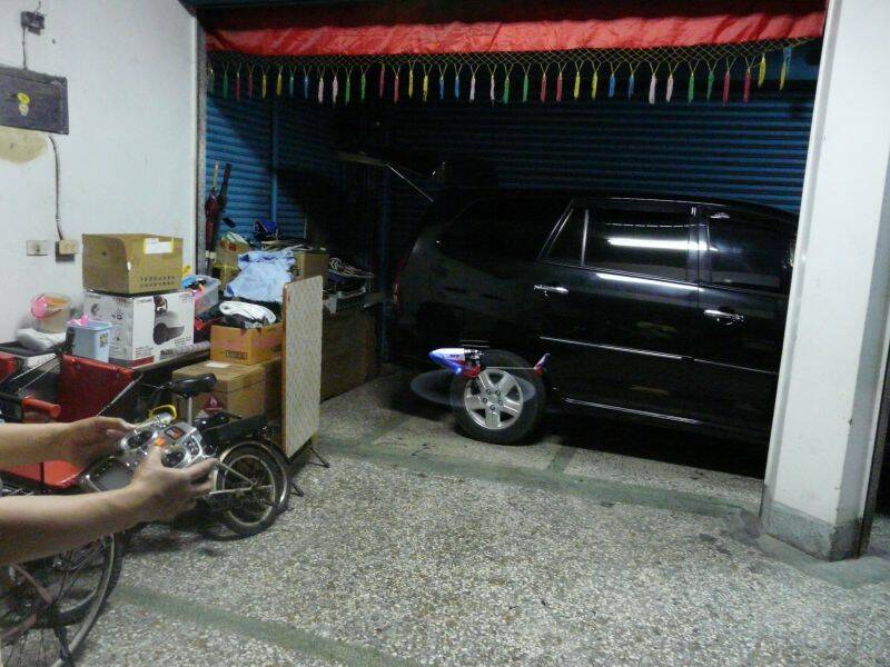 給它翻過去,還蠻穩的喔