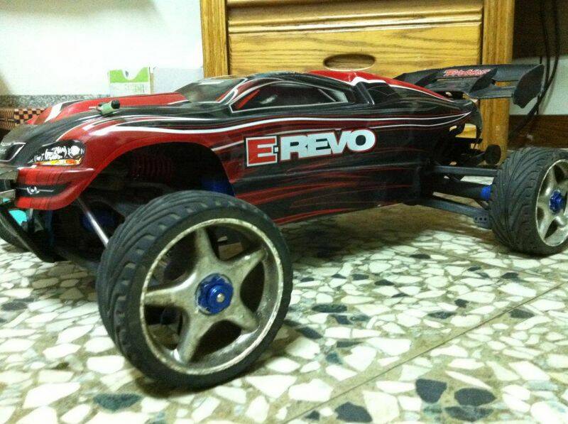 e-revo 001.JPG