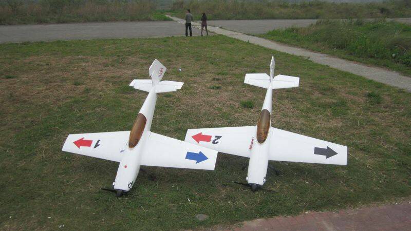 一號機  二號機!!
