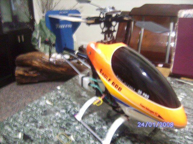已換600機頭罩