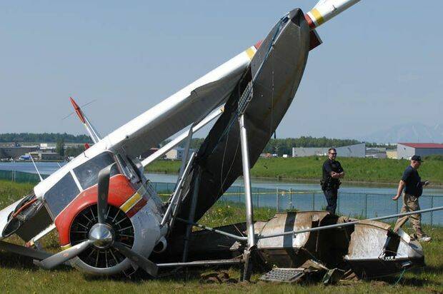 944-FloatplaneCrash_17316_original_standalone_prod_affiliate_7.jpg