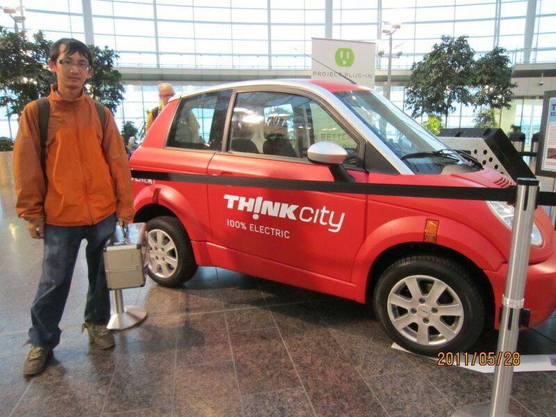 雪佛蘭在印第安納製的電動車..車殼是塑膠鋼製成的
