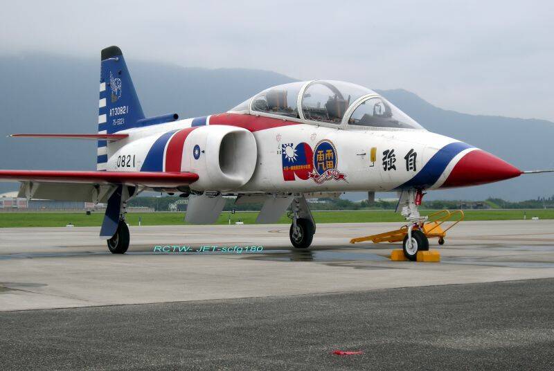 AT-3雷虎精彩100彩繪