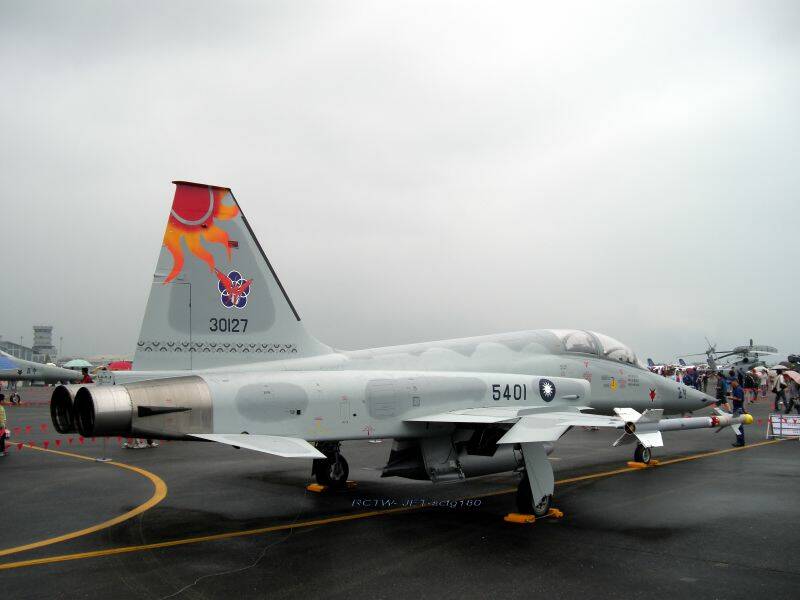 F-5F太陽虎