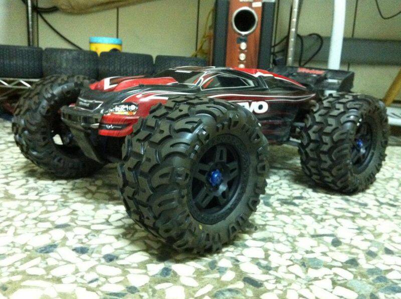 E-REVO 002.jpg