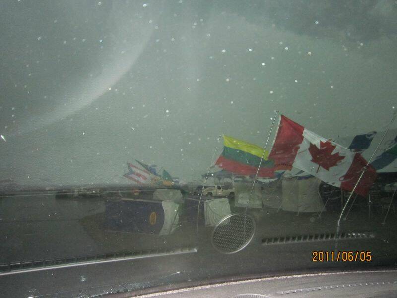 超大風雨~~跟台灣超級颱風相當