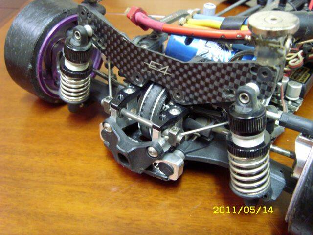 ST830386.JPG