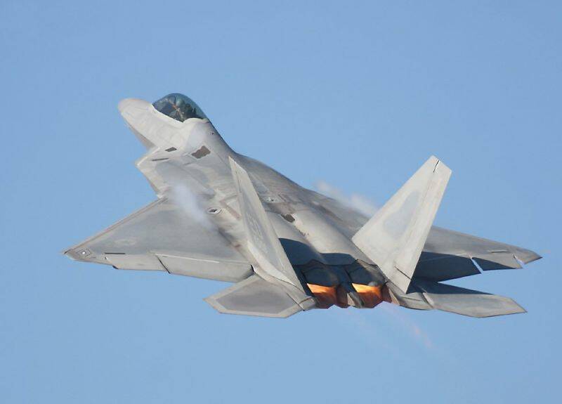 F-22.jpg