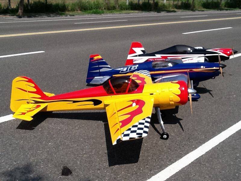 YAK55漂亮的前腳架
