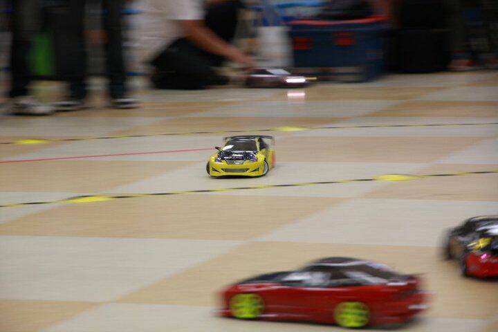 251278_192879160760736_100001159596507_492126_3054993_n.jpg