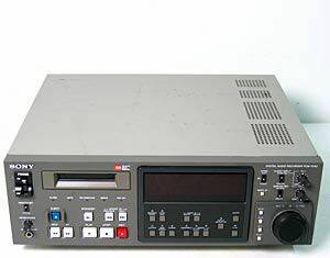 7040-1.jpg