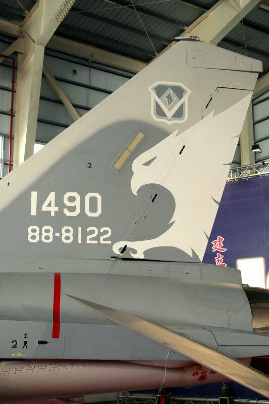 1035875256.jpg