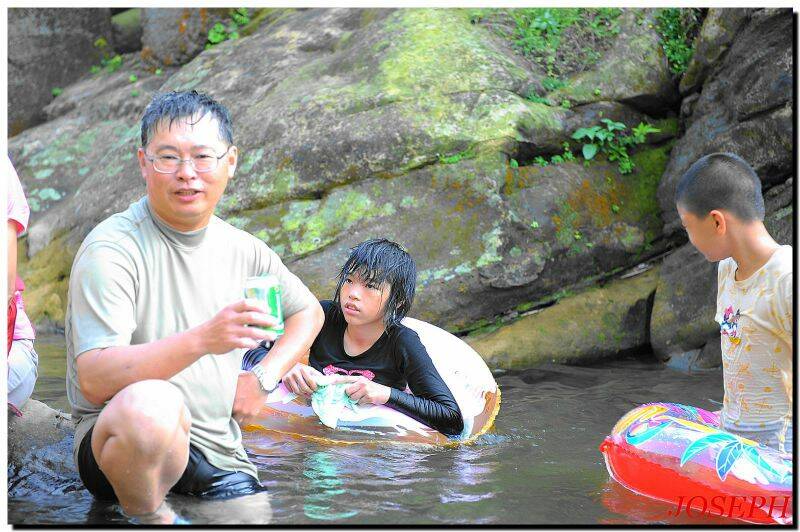 夏天來灌冰的啤酒讚啦