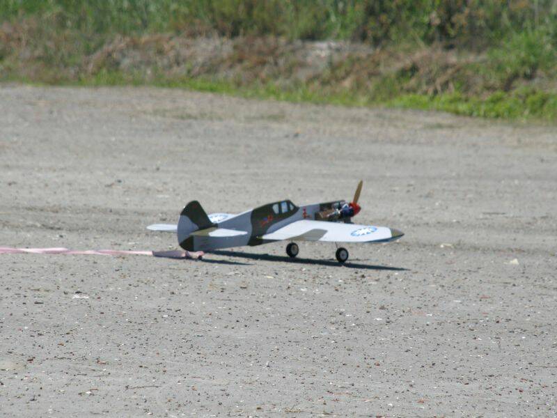 彰航驅鳥中隊，張兄的線控機，粉帥喔..