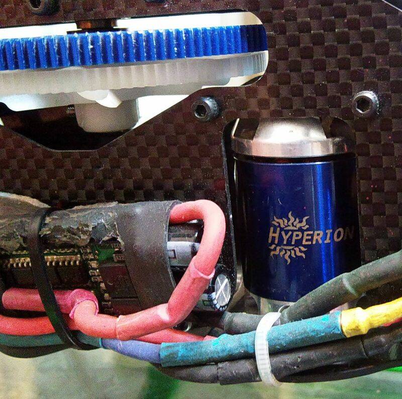 馬達電變