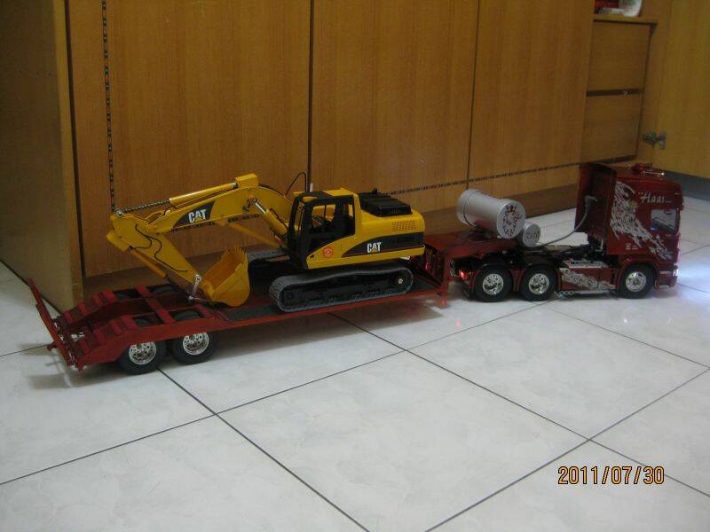 R620 026.jpg
