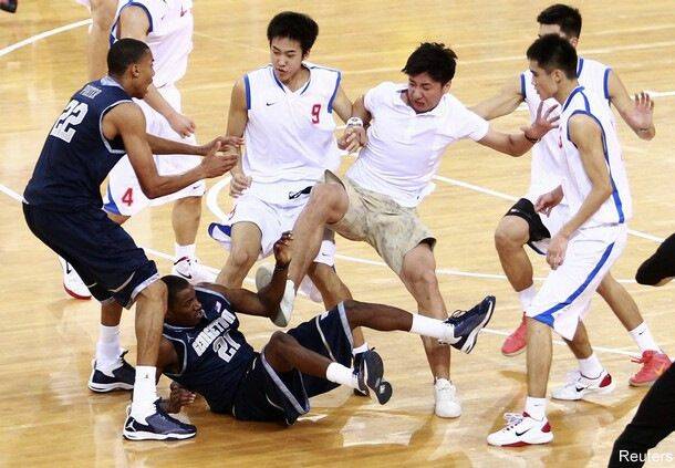 wild_brawl_ends_georgetowns_exhibition_game_in_china_early.jpg