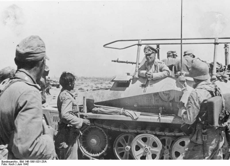 Bundesarchiv_Bild_146-1991-031-25A,_Nordafrika_vor_Tobruk,_Rommel.jpg