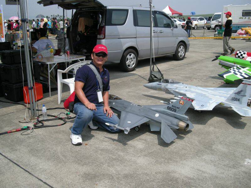 F-16