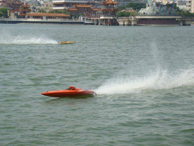 2011.9.11高雄蓮池潭玩船 056.jpg