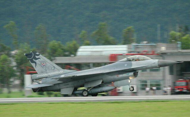 F-16A-2.jpg