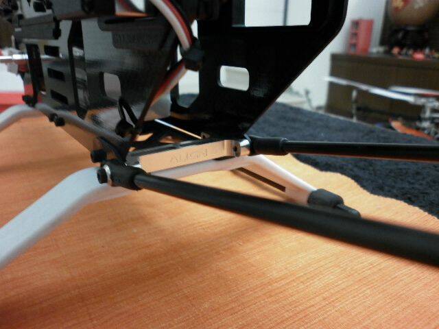 尾撐補強改裝件