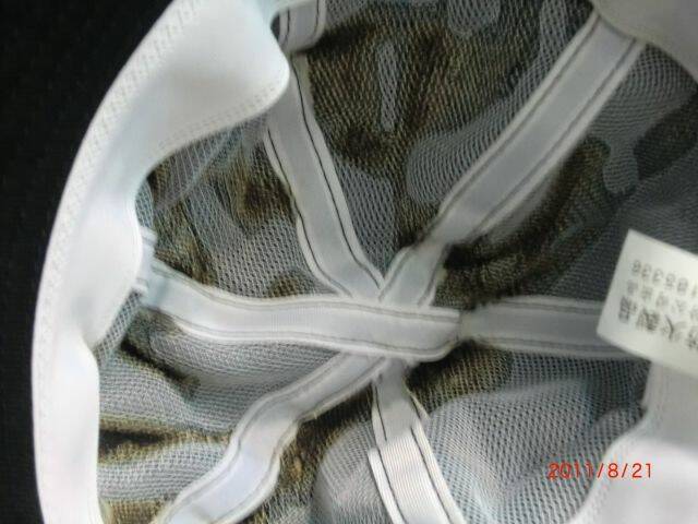 帽子內層為尼龍製所以燒毀