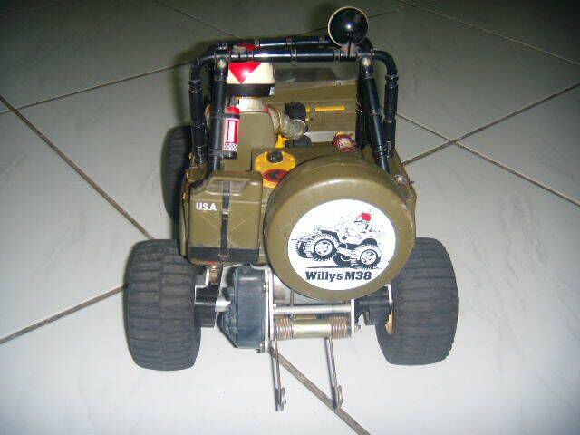 車反面