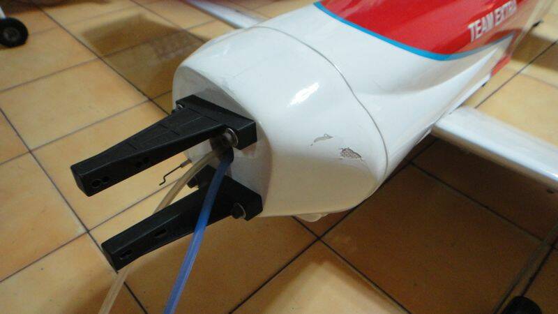 機頭引擎座部分