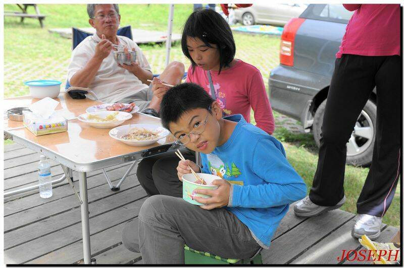 大家都肚子餓了