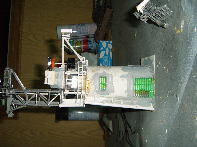 全新雷達架完成