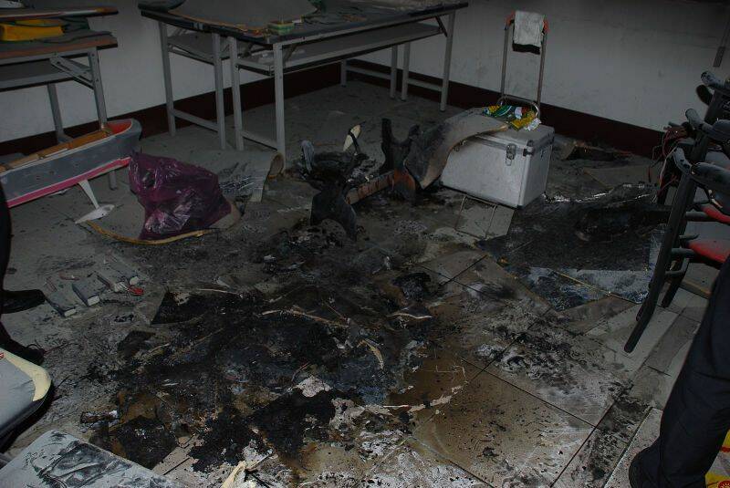 地磚及水泥高溫爆裂............