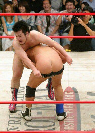 butt wrestling.jpg