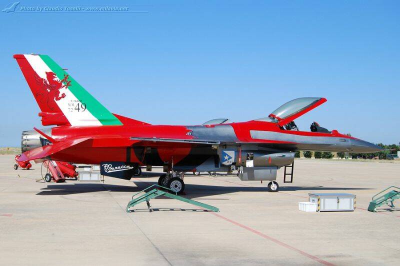 Da83241.jpg