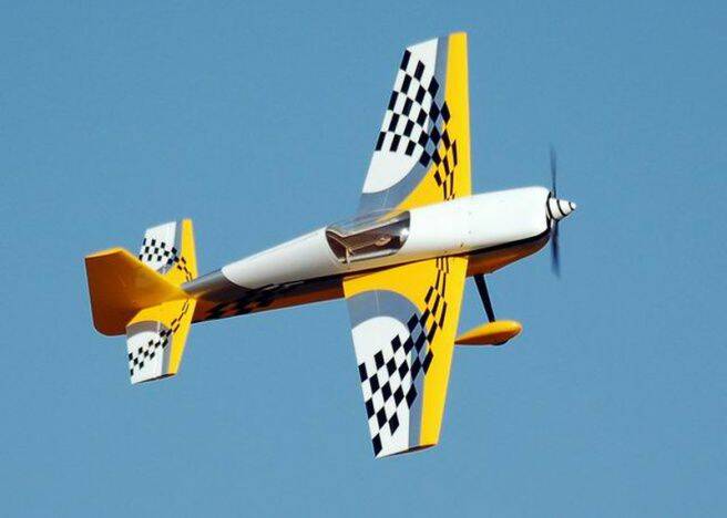 EXTRA 260