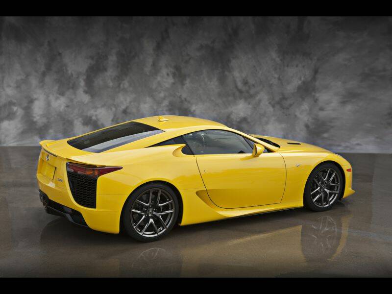 2012-Lexus-LFA-Yellow-Rear-And-Side-2-1280x960.jpg